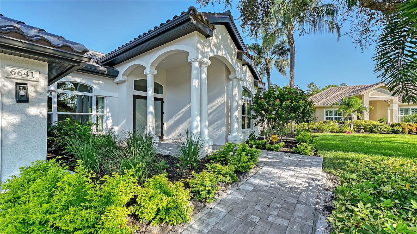A4654609 Property Photo