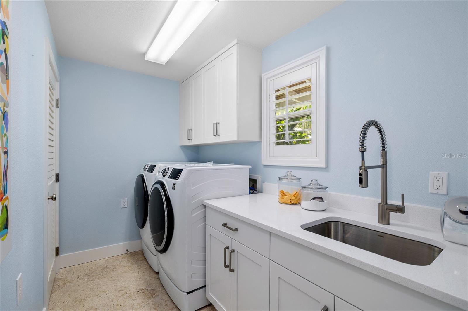 TB8392464 Property Photo