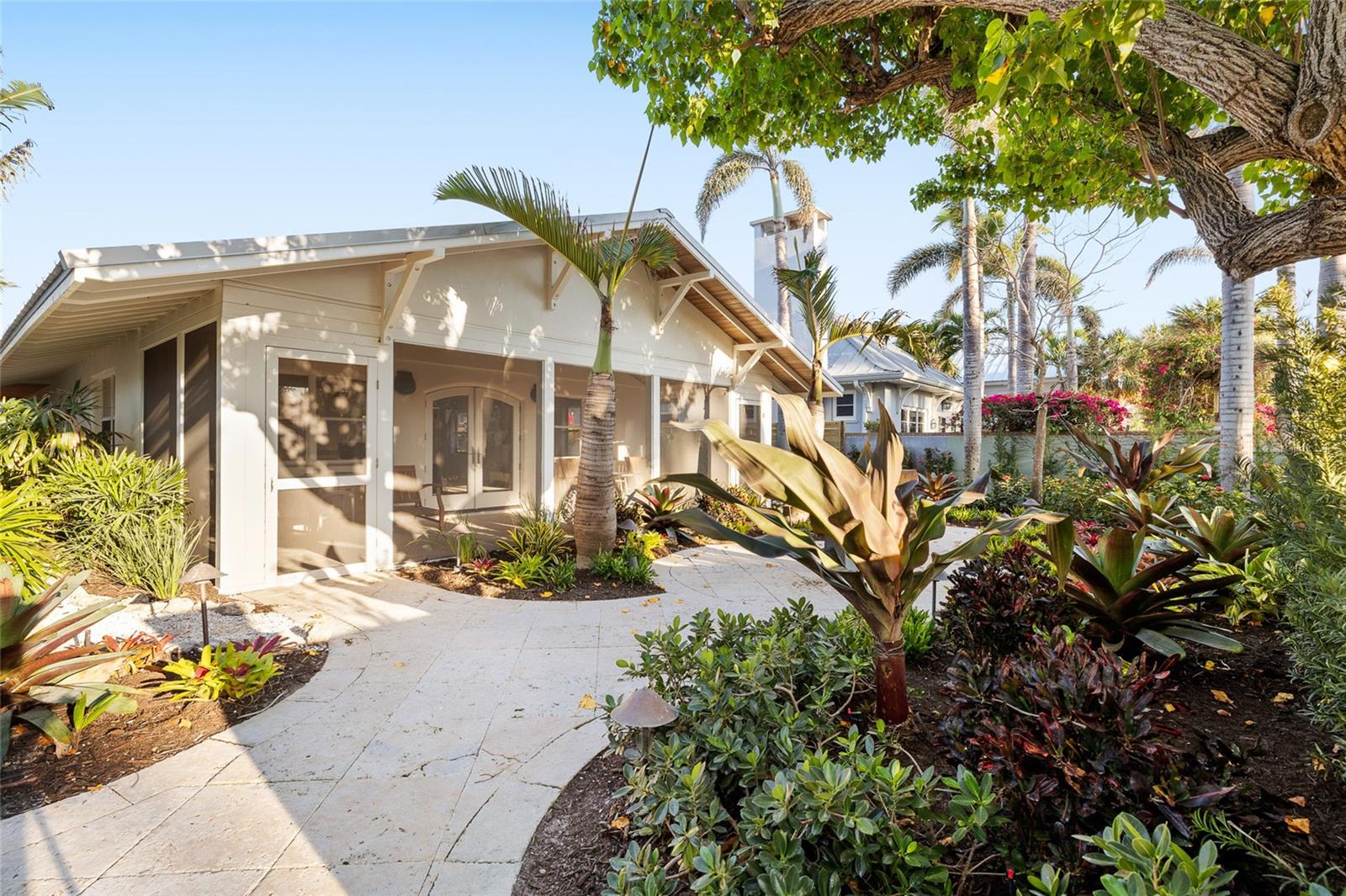 TB8392464 Property Photo