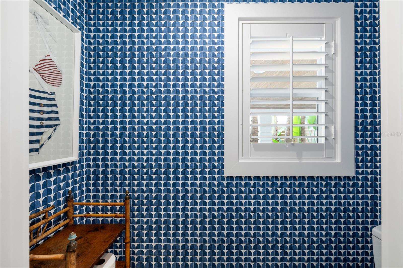 TB8392464 Property Photo