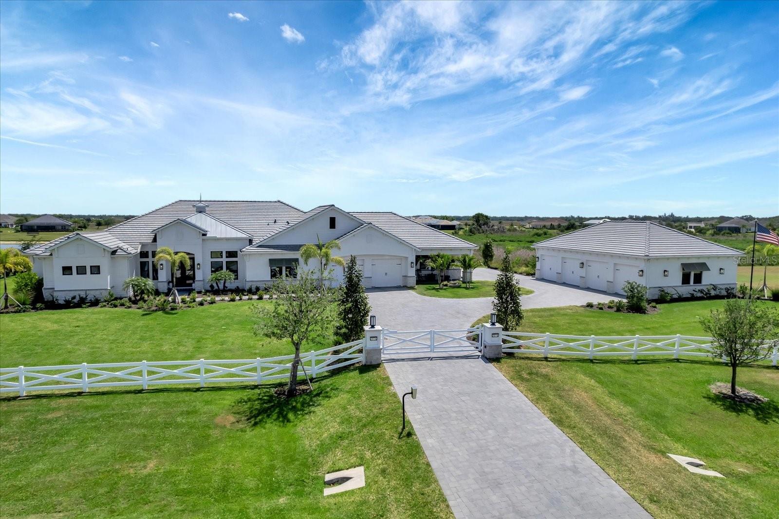 3574 RECURVE CIR, SARASOTA, FL, 34240