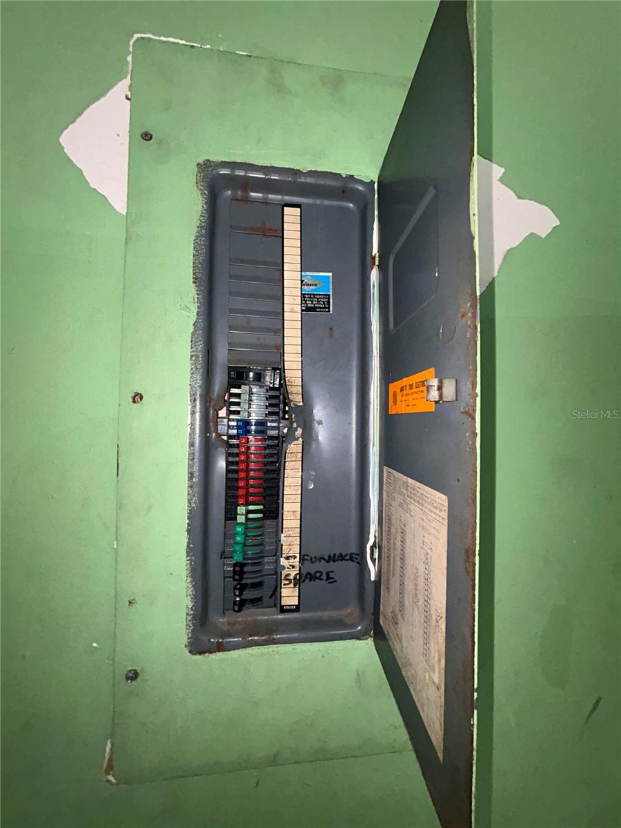 1812 FIRWOOD CT, ORLANDO, FL, 32818