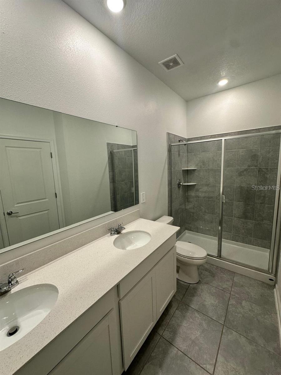 250 BRAVE RD, DAVENPORT, FL, 33837