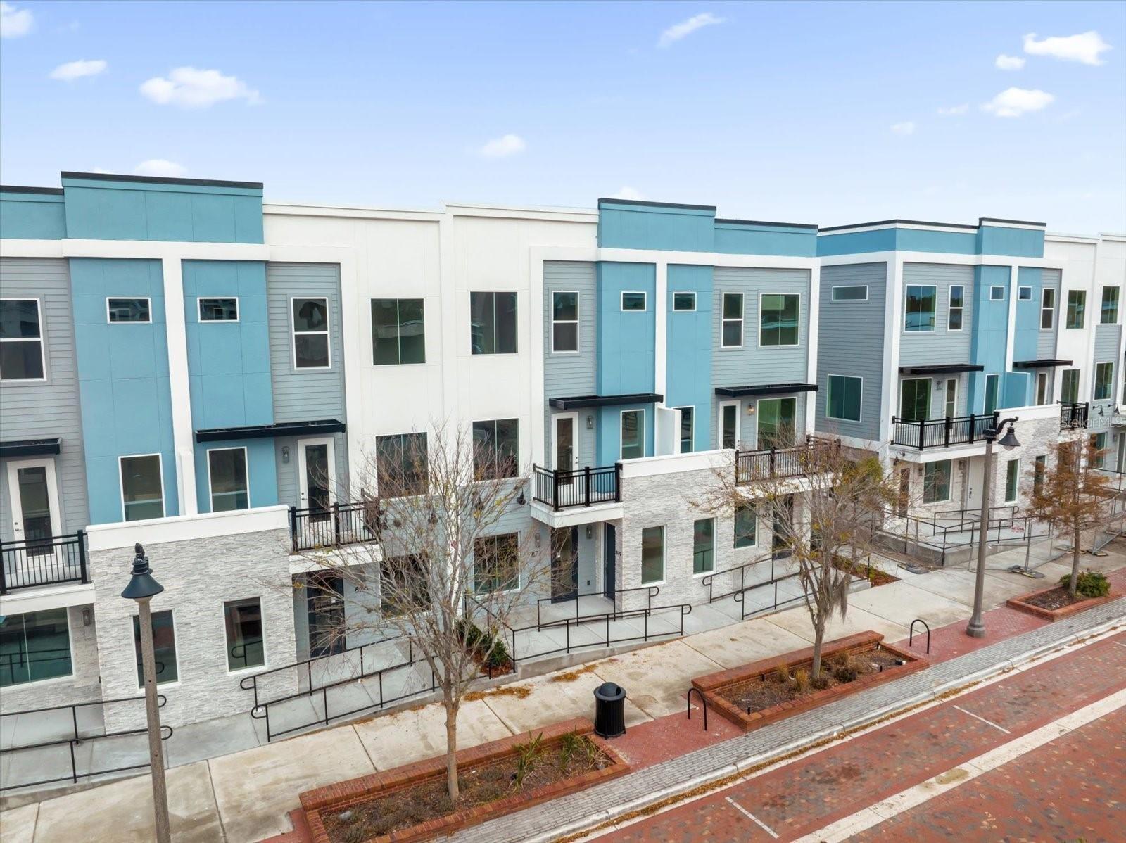 879 CITY WALK LN, OVIEDO, FL, 32765