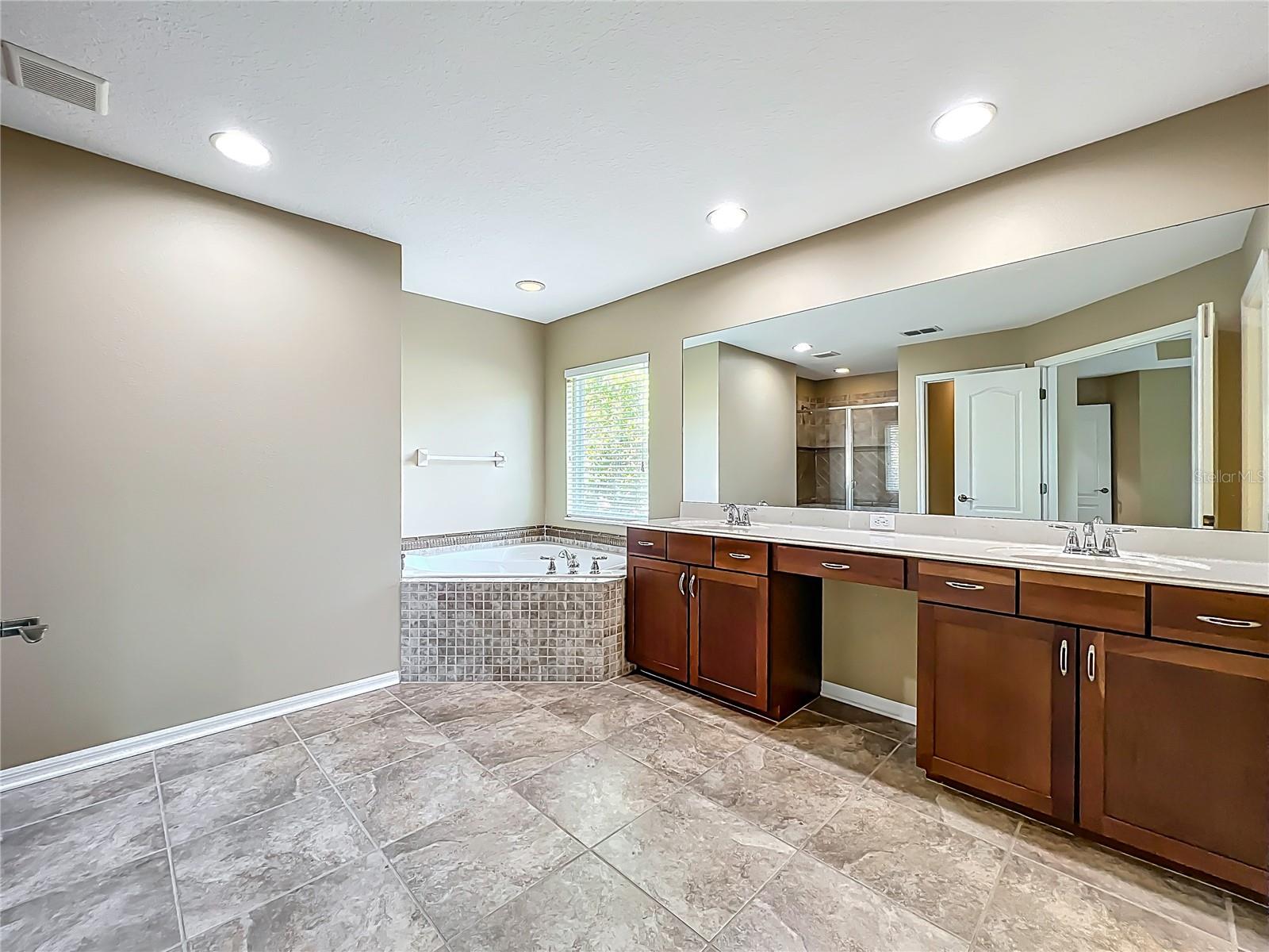 13055 OVERSTREET RD, WINDERMERE, FL, 34786