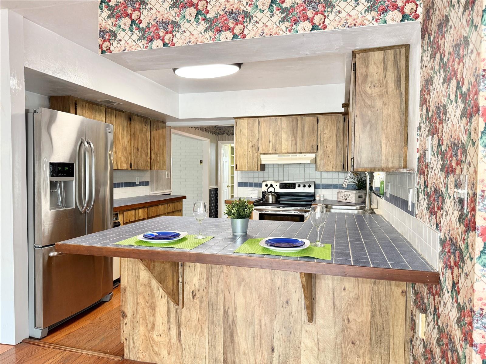 2523 KRUEGER LANE, TAMPA, FL, 33618