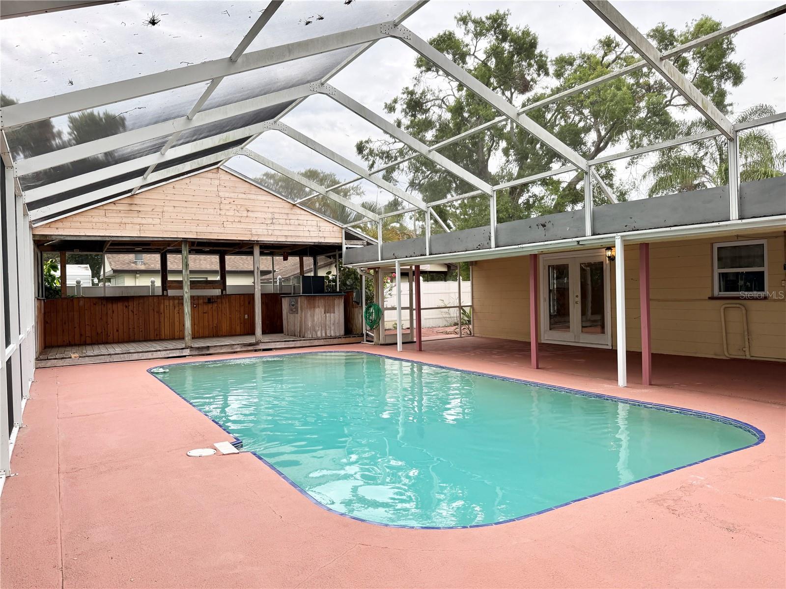 2523 KRUEGER LANE, TAMPA, FL, 33618