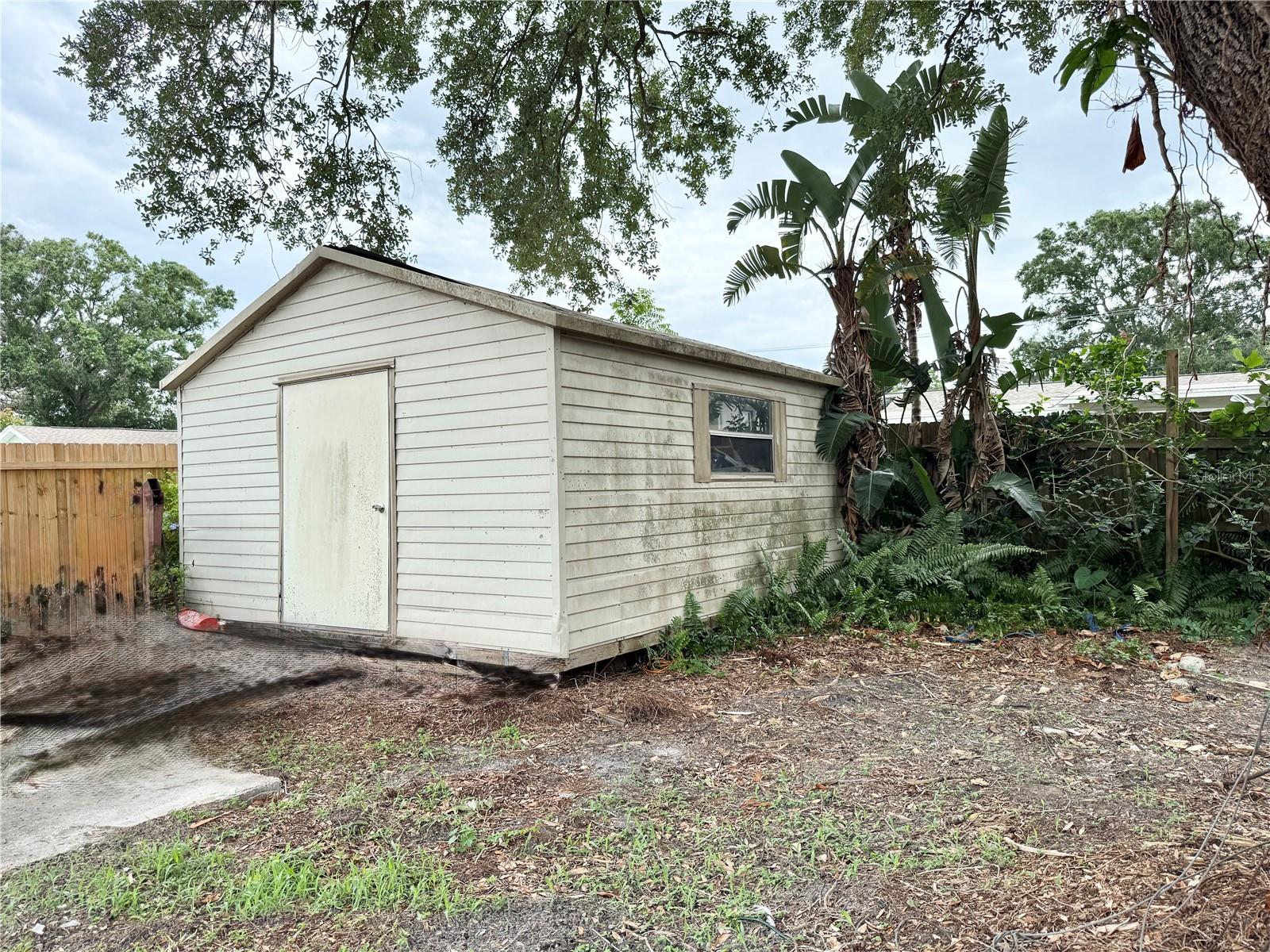 2523 KRUEGER LANE, TAMPA, FL, 33618