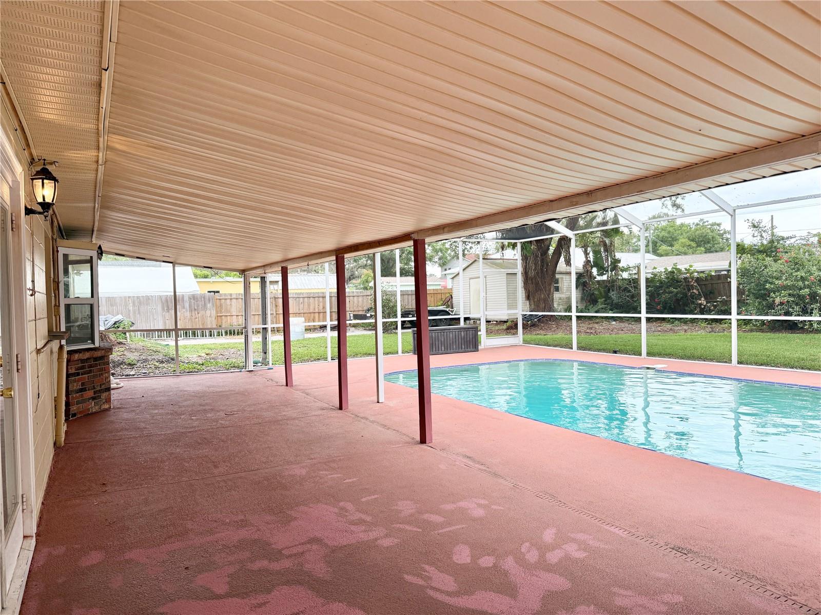 2523 KRUEGER LANE, TAMPA, FL, 33618