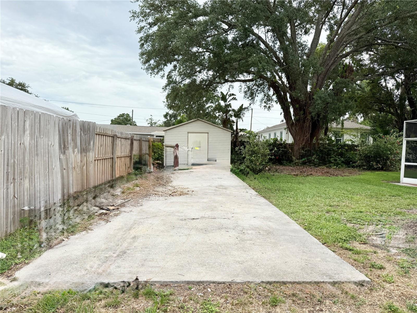 2523 KRUEGER LANE, TAMPA, FL, 33618