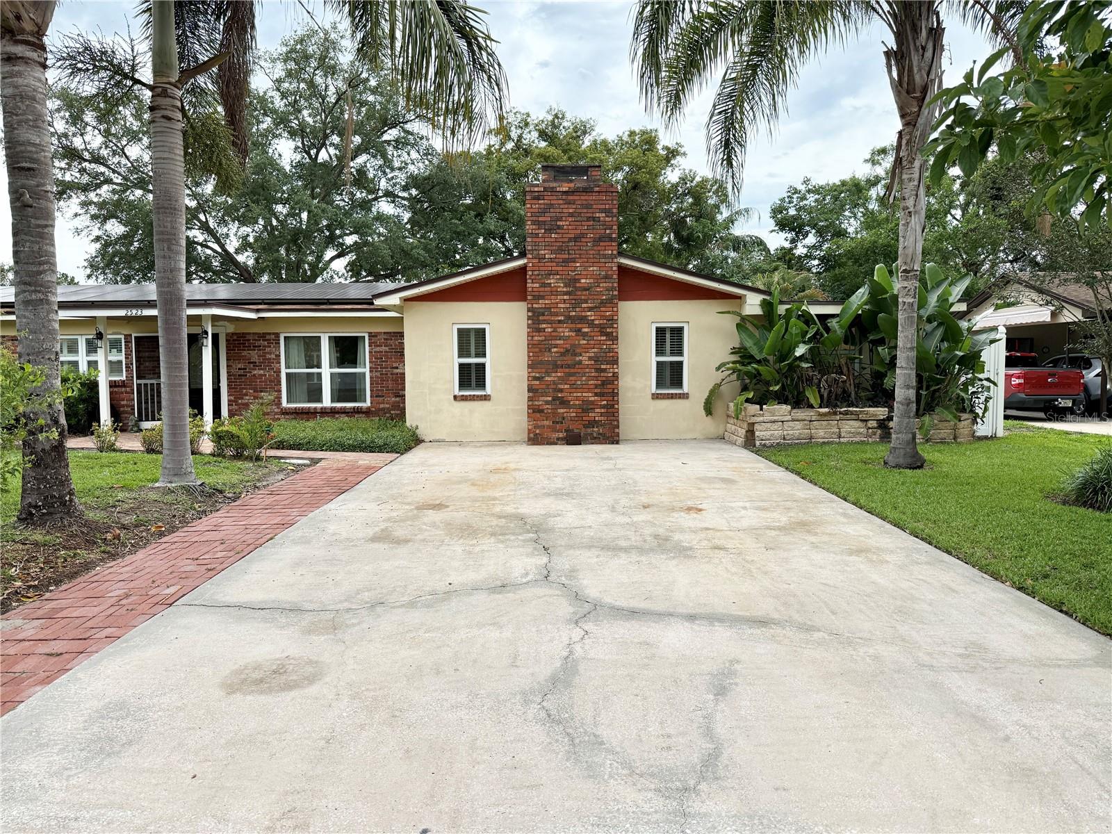 2523 KRUEGER LANE, TAMPA, FL, 33618