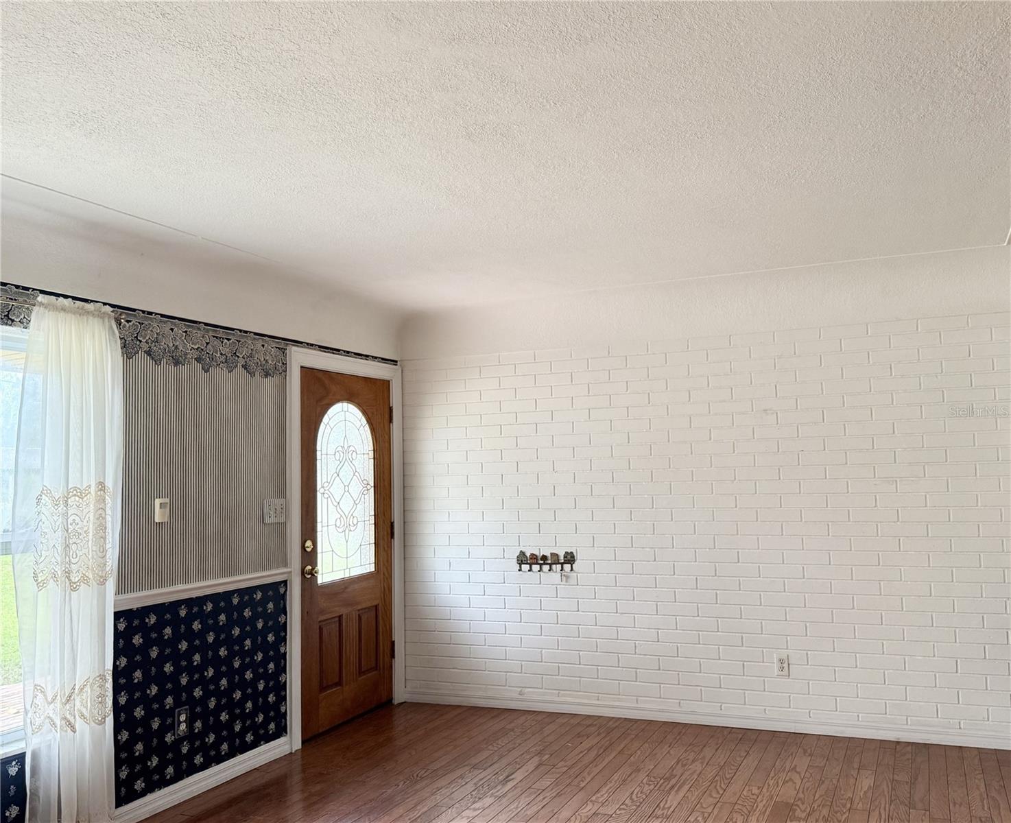 2523 KRUEGER LANE, TAMPA, FL, 33618