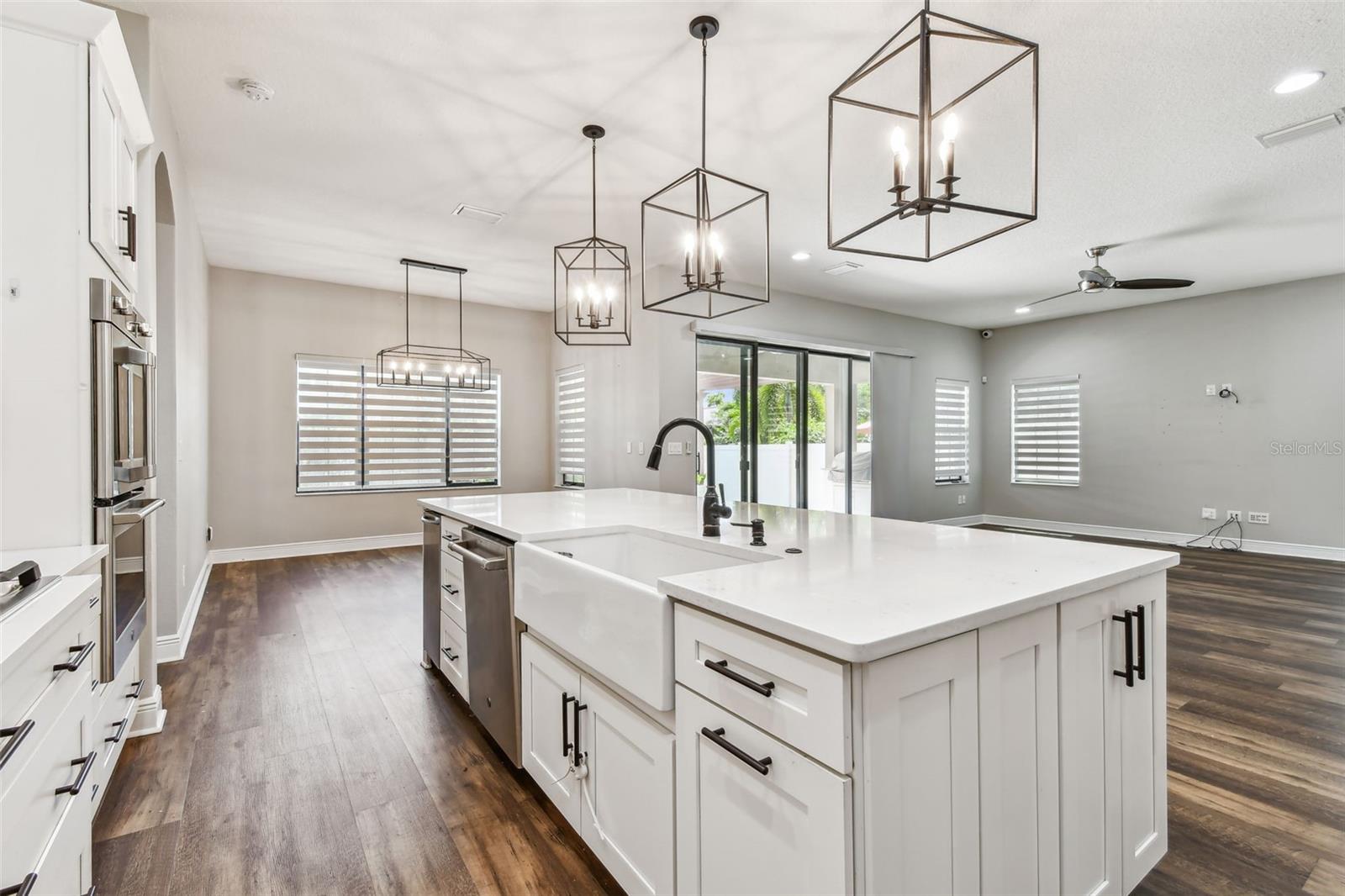 11407 DRIFTING LEAF DR, RIVERVIEW, FL, 33579