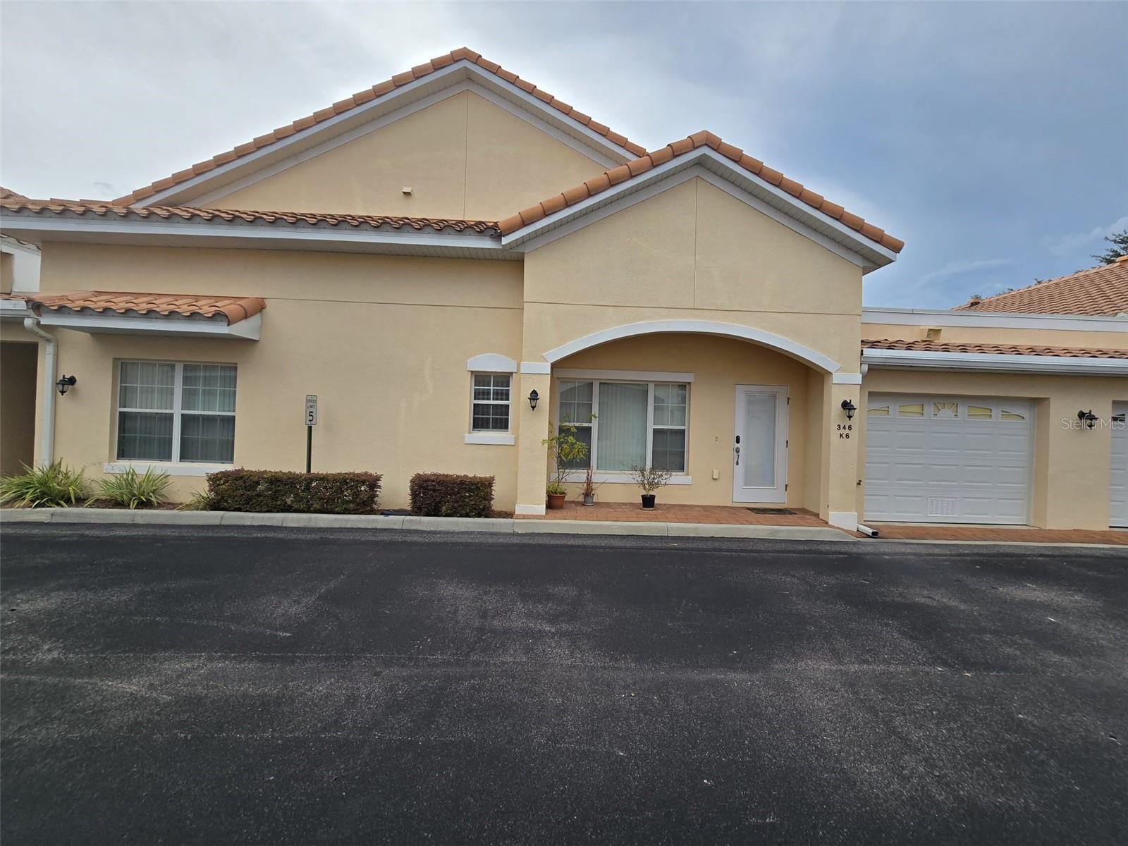 346 DAVID WALKER DR #K-6, TAVARES, FL, 32778