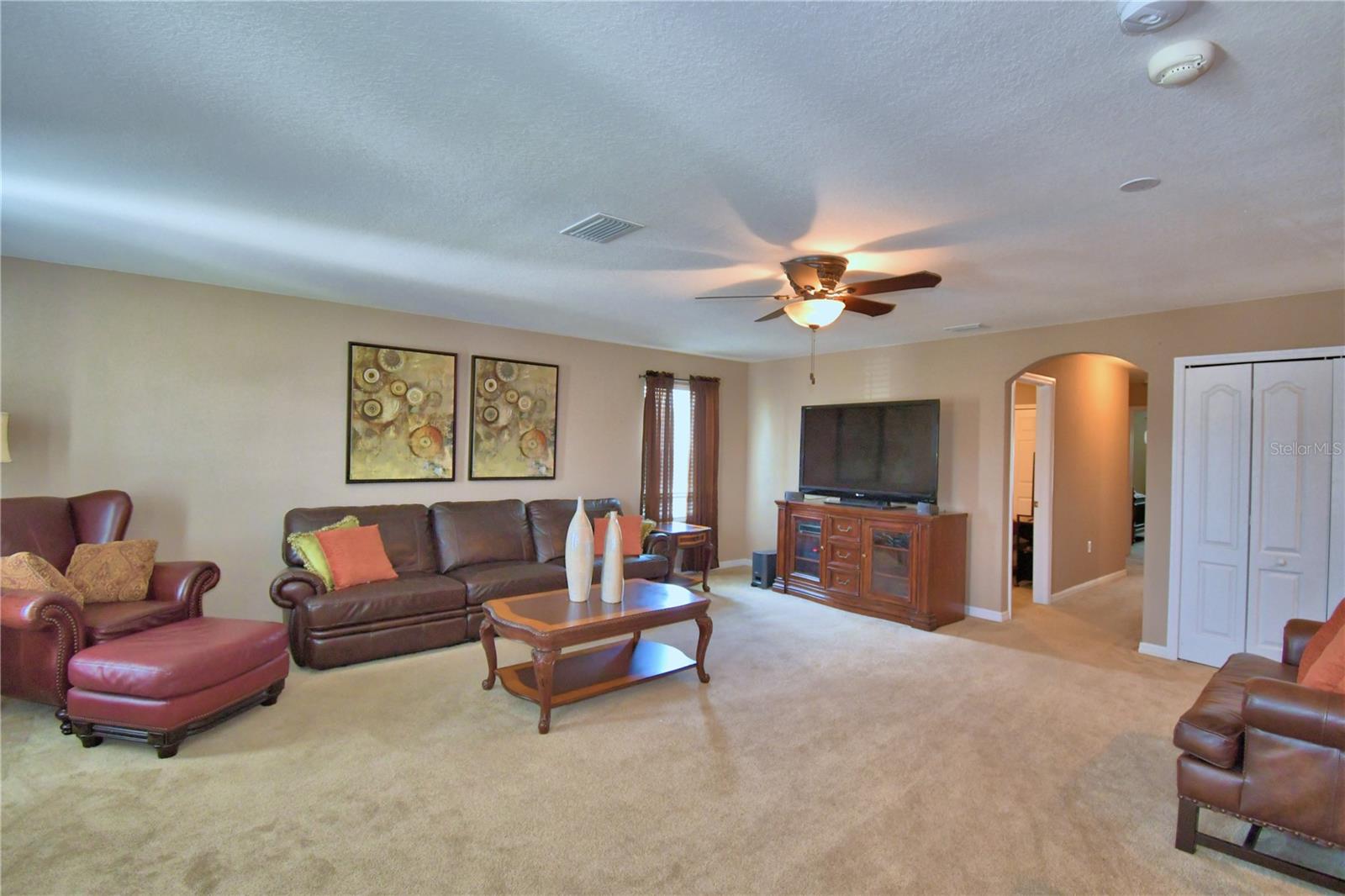 2721 WALDEN WOODS DR, PLANT CITY, FL, 33566