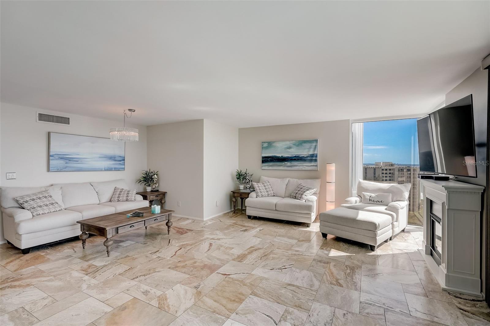 2425 GULF OF MEXICO DR #14B, LONGBOAT KEY, FL, 34228