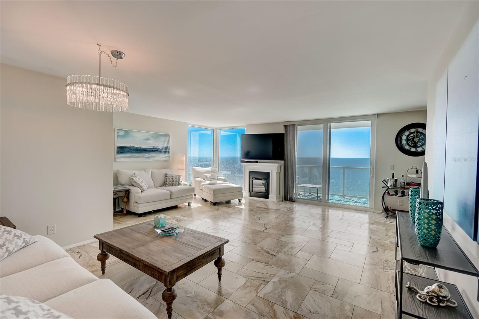 2425 GULF OF MEXICO DR #14B, LONGBOAT KEY, FL, 34228