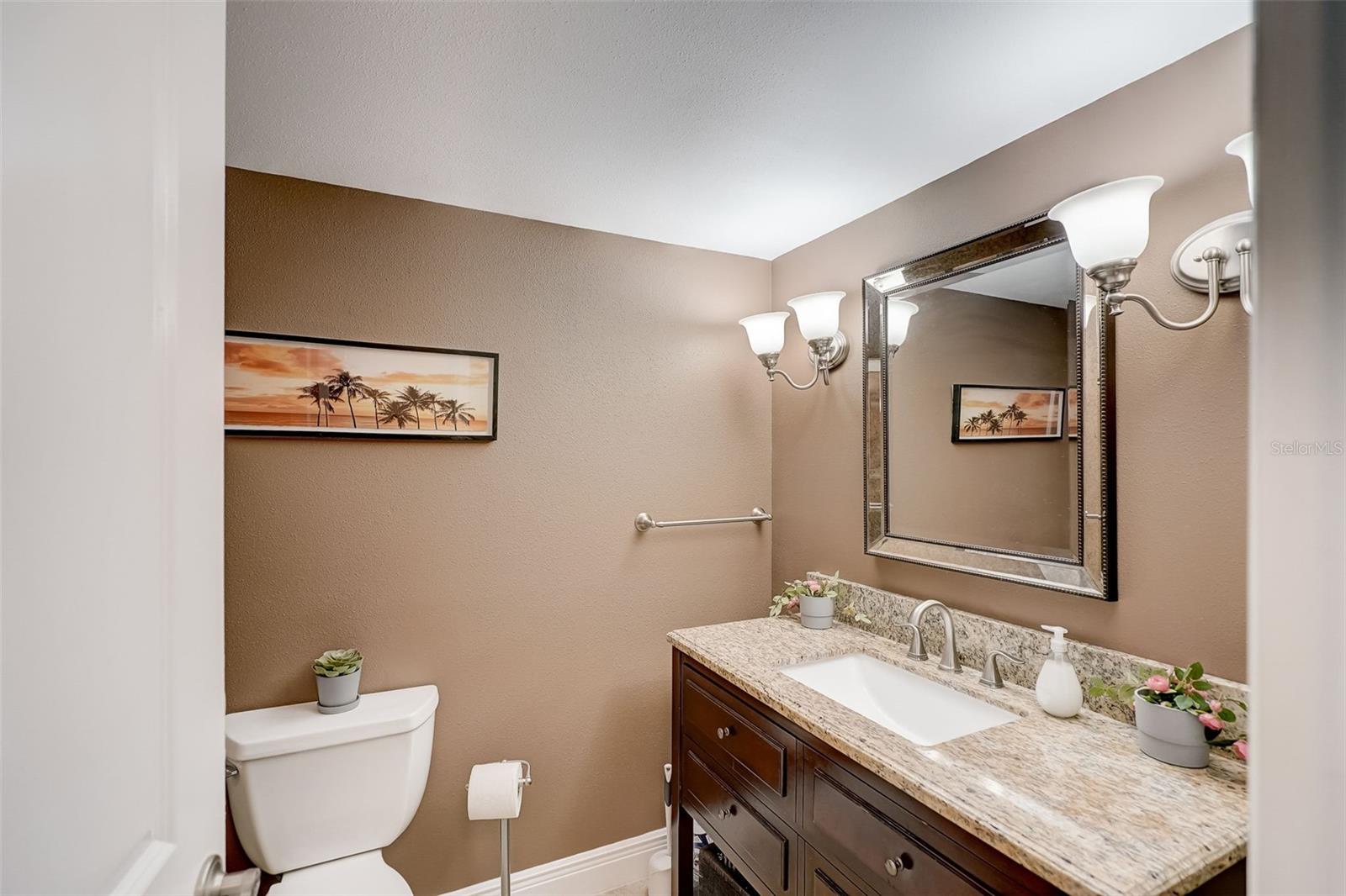 2425 GULF OF MEXICO DR #14B, LONGBOAT KEY, FL, 34228