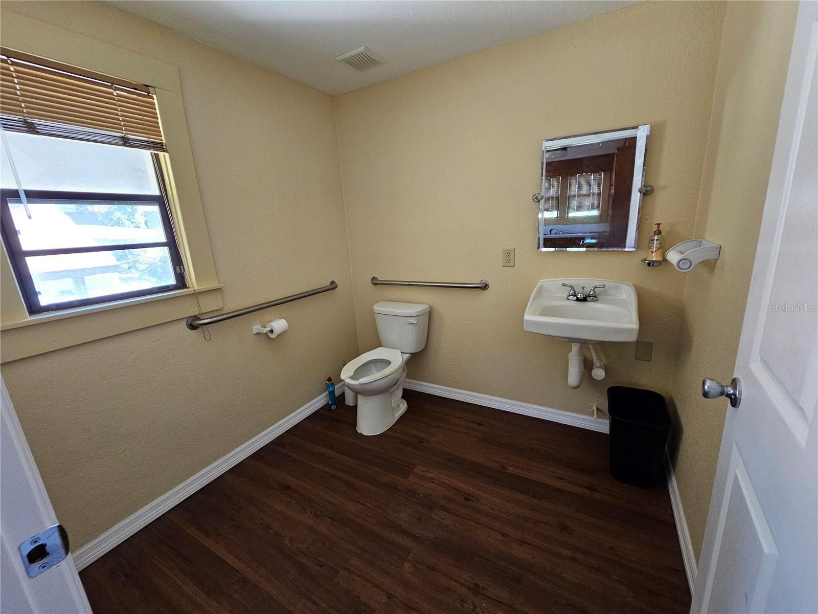 737 W CENTRAL AVE, WINTER HAVEN, FL, 33880