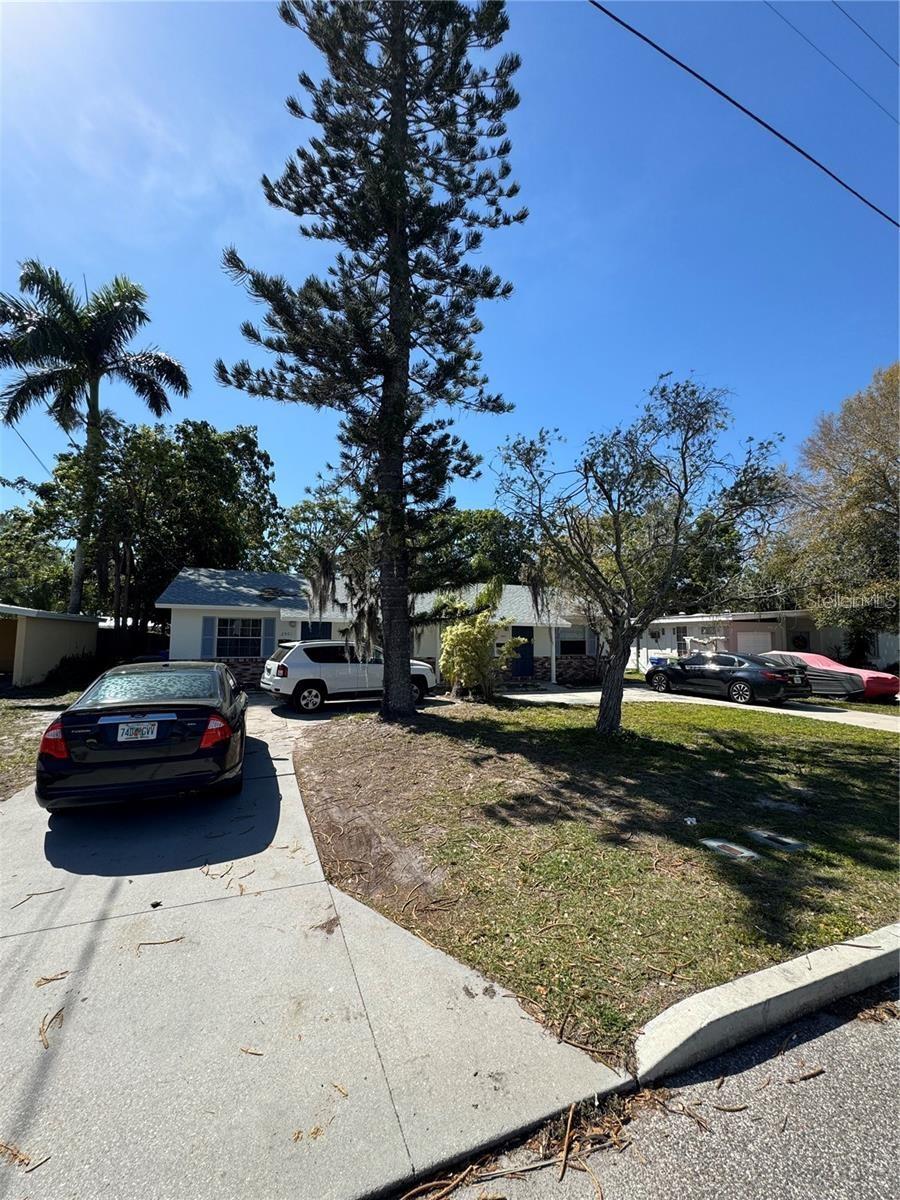 2001 14TH AVE W, BRADENTON, FL, 34205