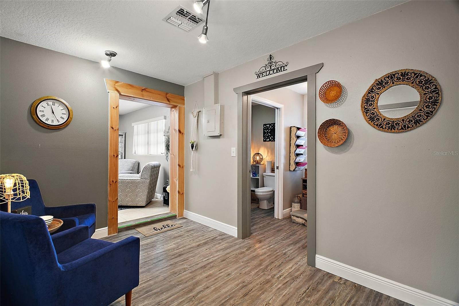 712 N GROVE ST, EUSTIS, FL, 32726