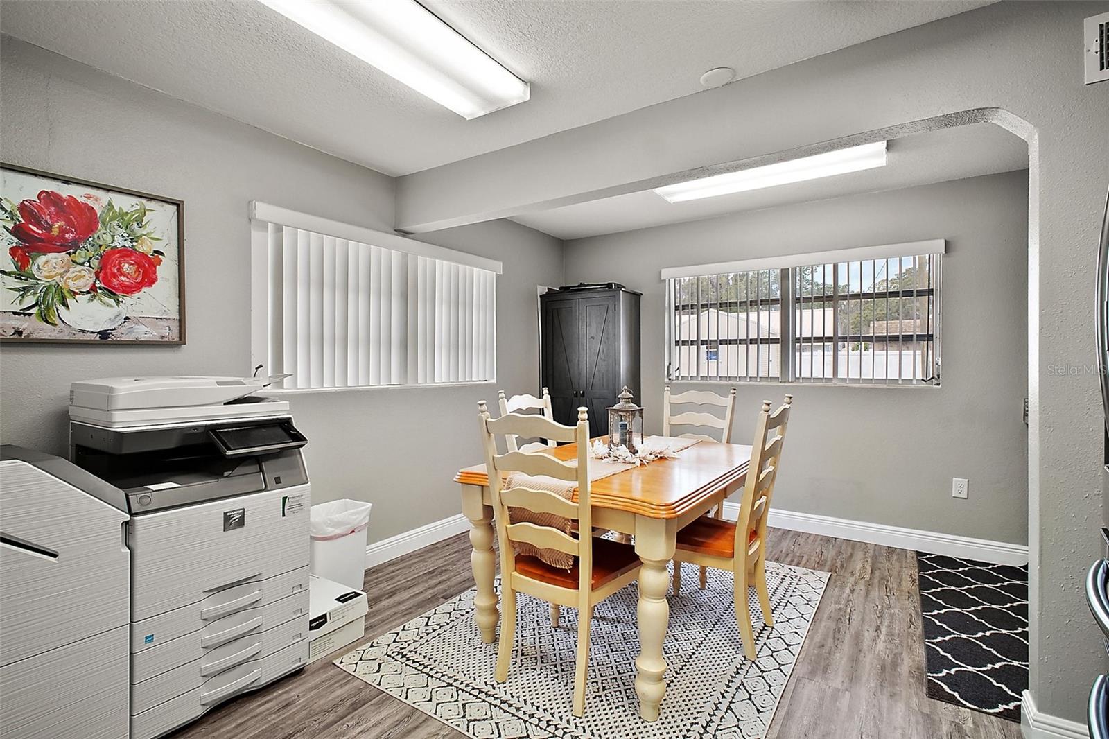 712 N GROVE ST, EUSTIS, FL, 32726