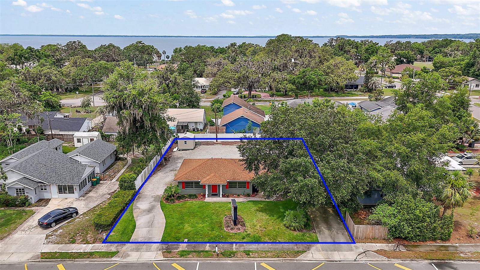 712 N GROVE ST, EUSTIS, FL, 32726