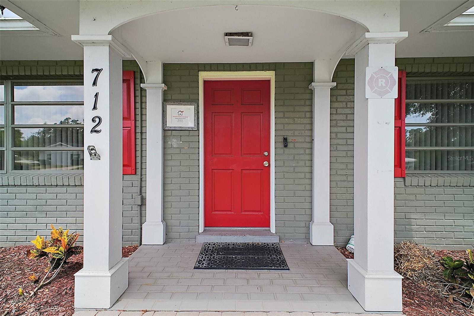 712 N GROVE ST, EUSTIS, FL, 32726