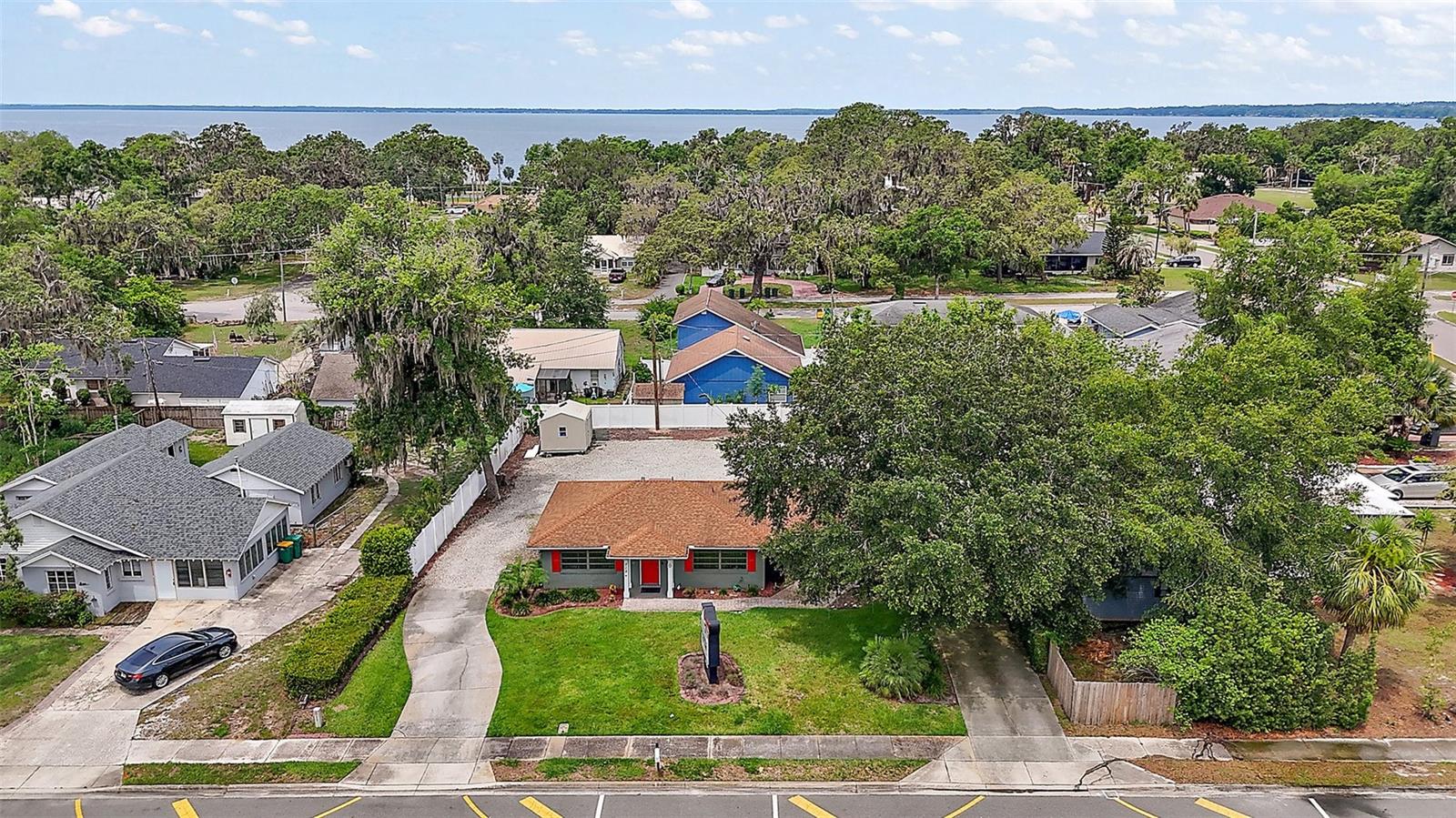 712 N GROVE ST, EUSTIS, FL, 32726