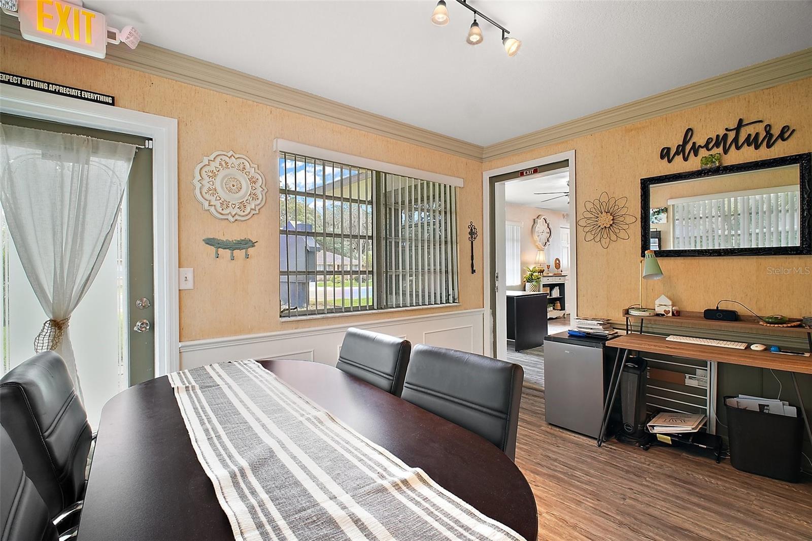 712 N GROVE ST, EUSTIS, FL, 32726