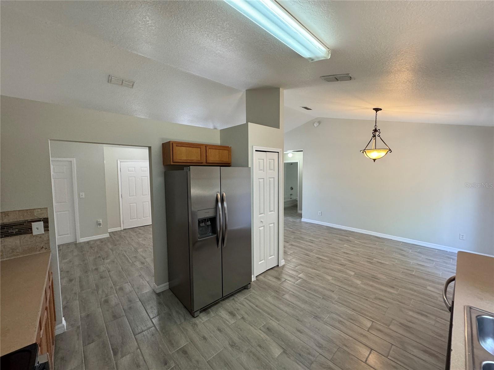 34329 OAK AVE, LEESBURG, FL, 34788