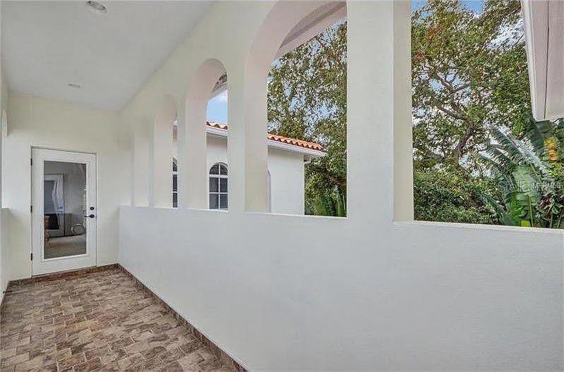 2712 W LEILA AVE, TAMPA, FL, 33611