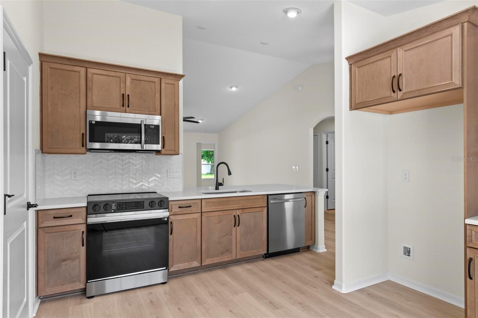 16 PRIORY LN, PALM COAST, FL, 32164