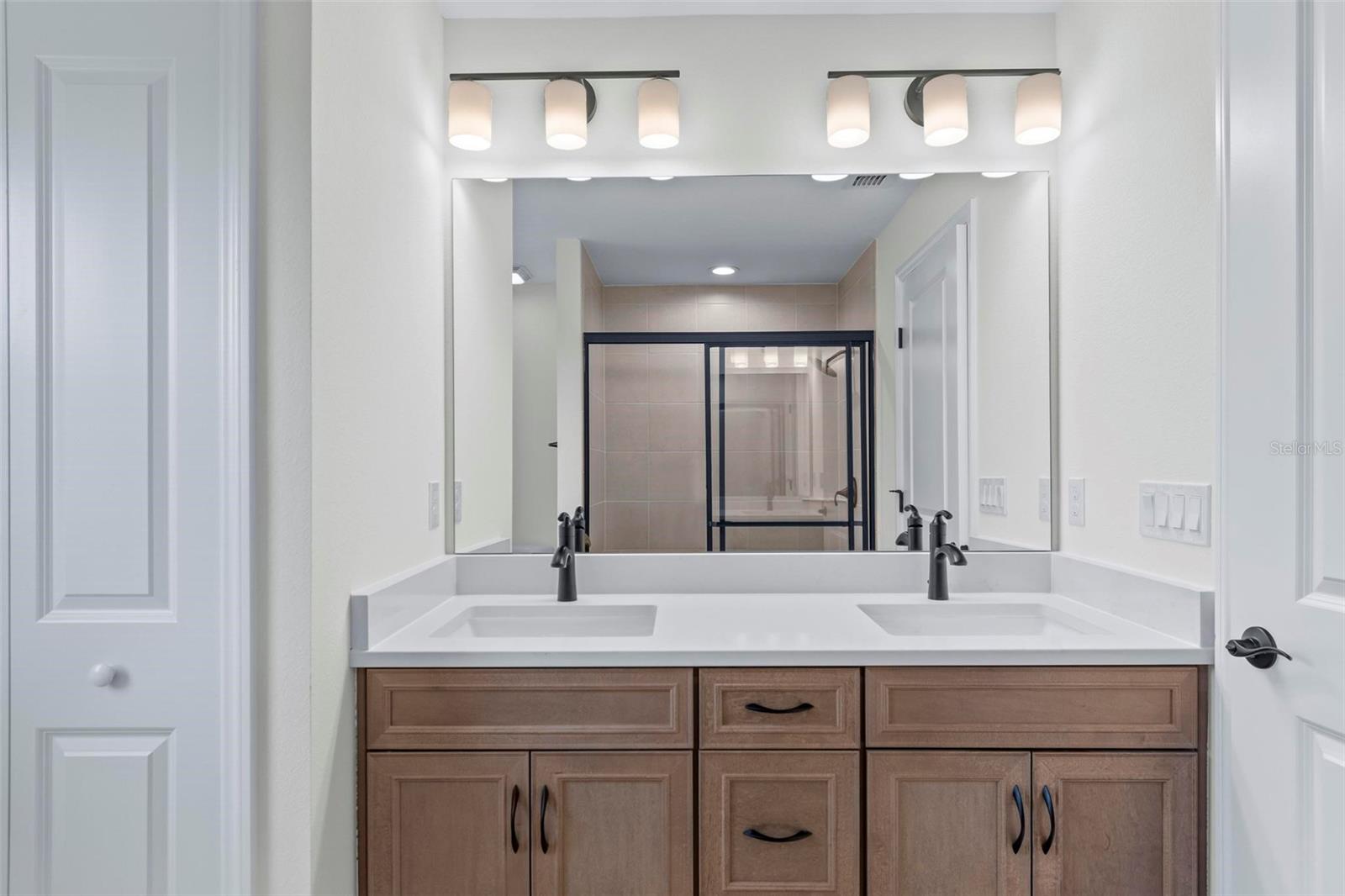 16 PRIORY LN, PALM COAST, FL, 32164