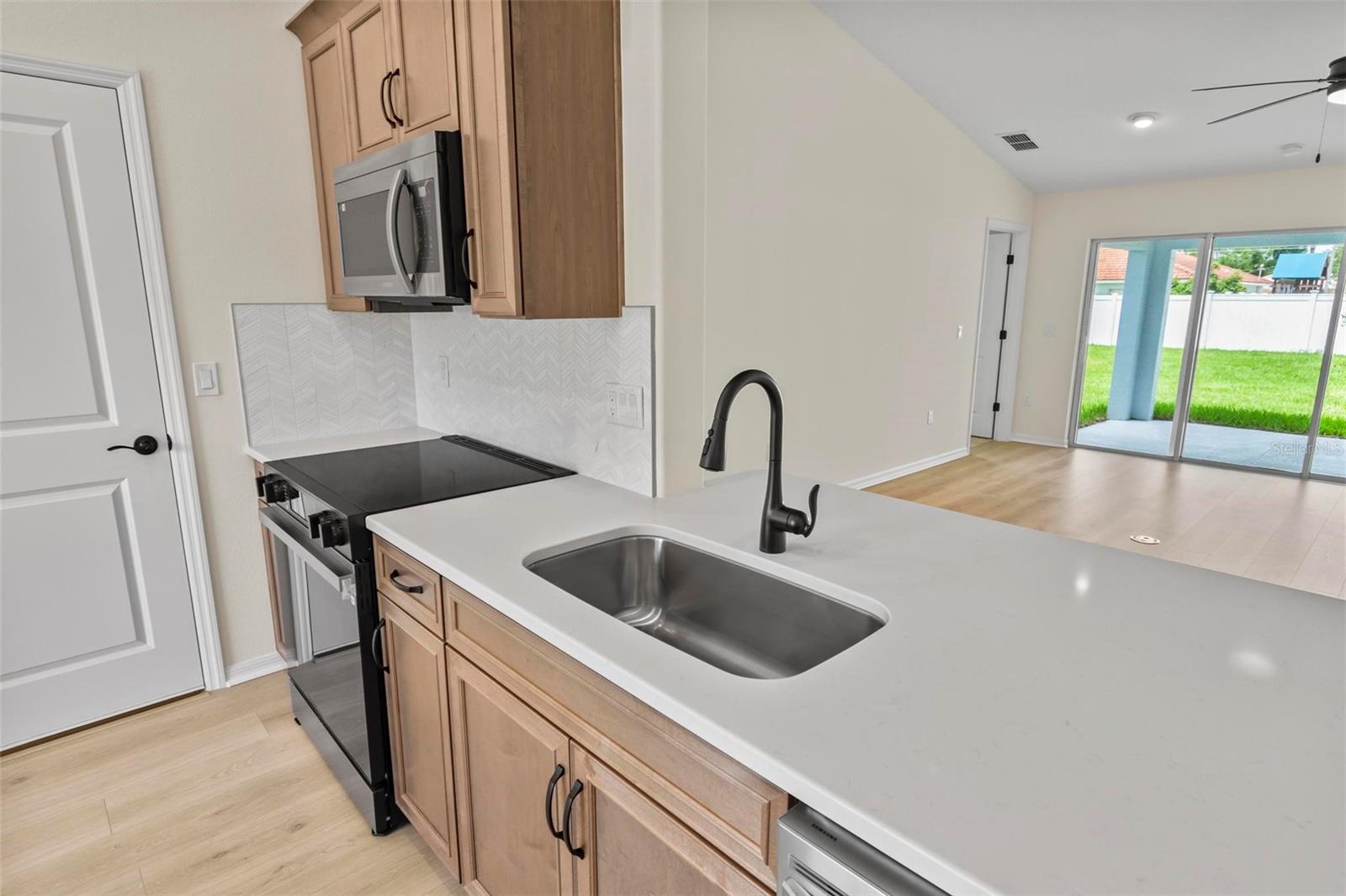 16 PRIORY LN, PALM COAST, FL, 32164