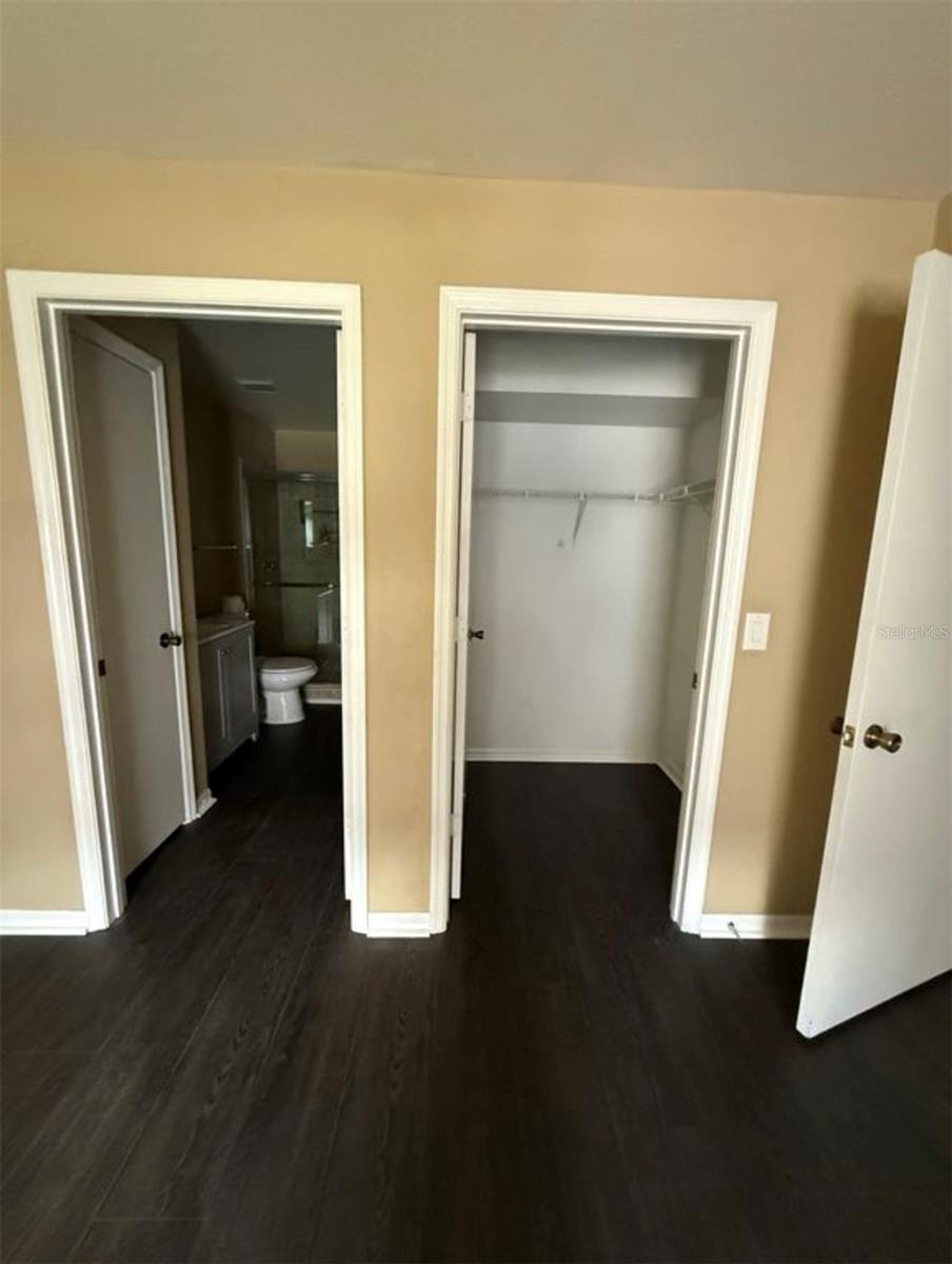 8517 ISLAND BREEZE LN #207, TEMPLE TERRACE, FL, 33637