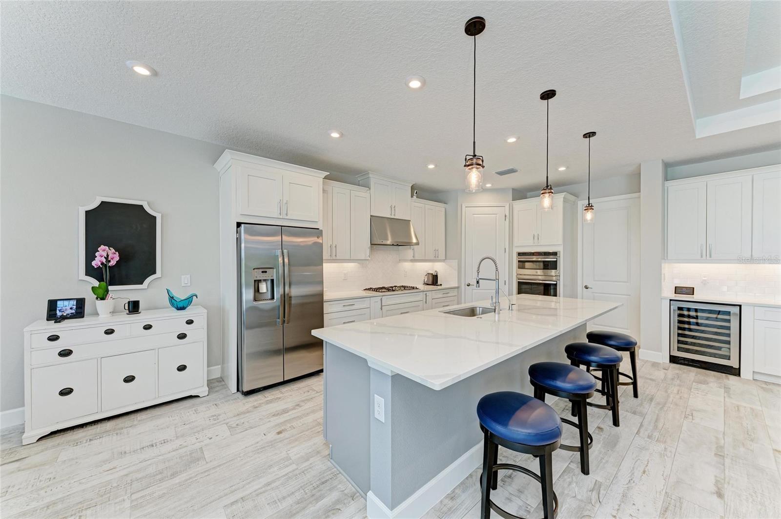 8264 SUMMER NIGHT RD, SARASOTA, FL, 34241