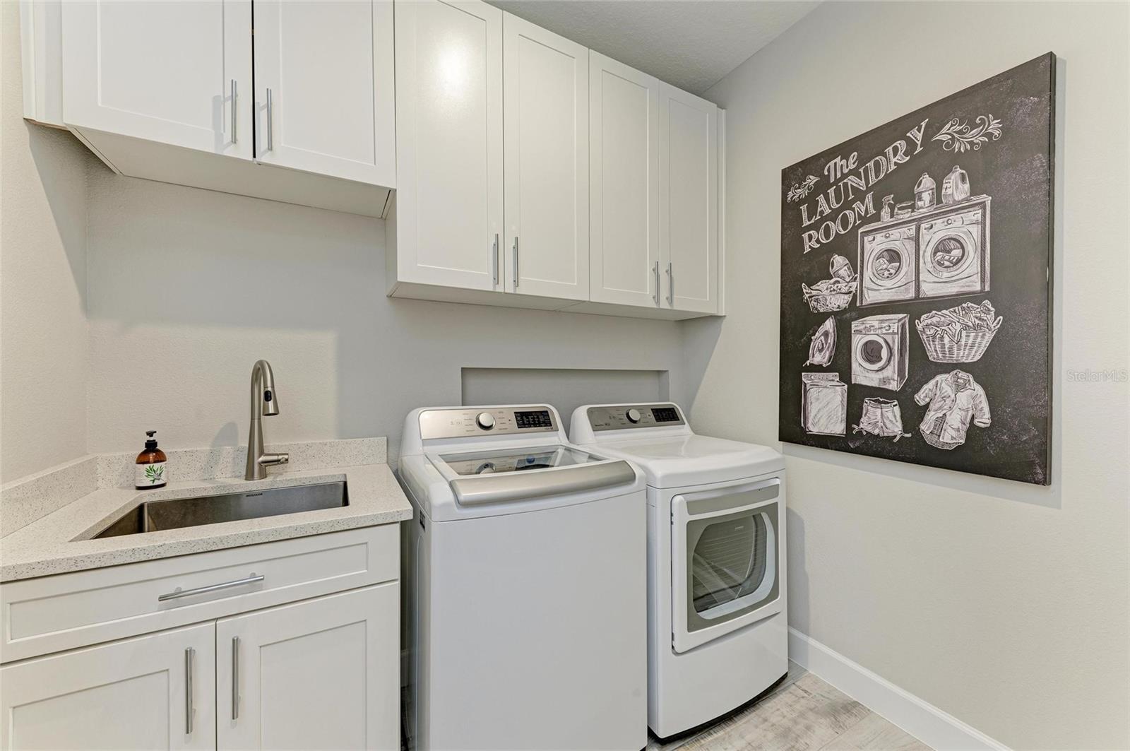 8264 SUMMER NIGHT RD, SARASOTA, FL, 34241