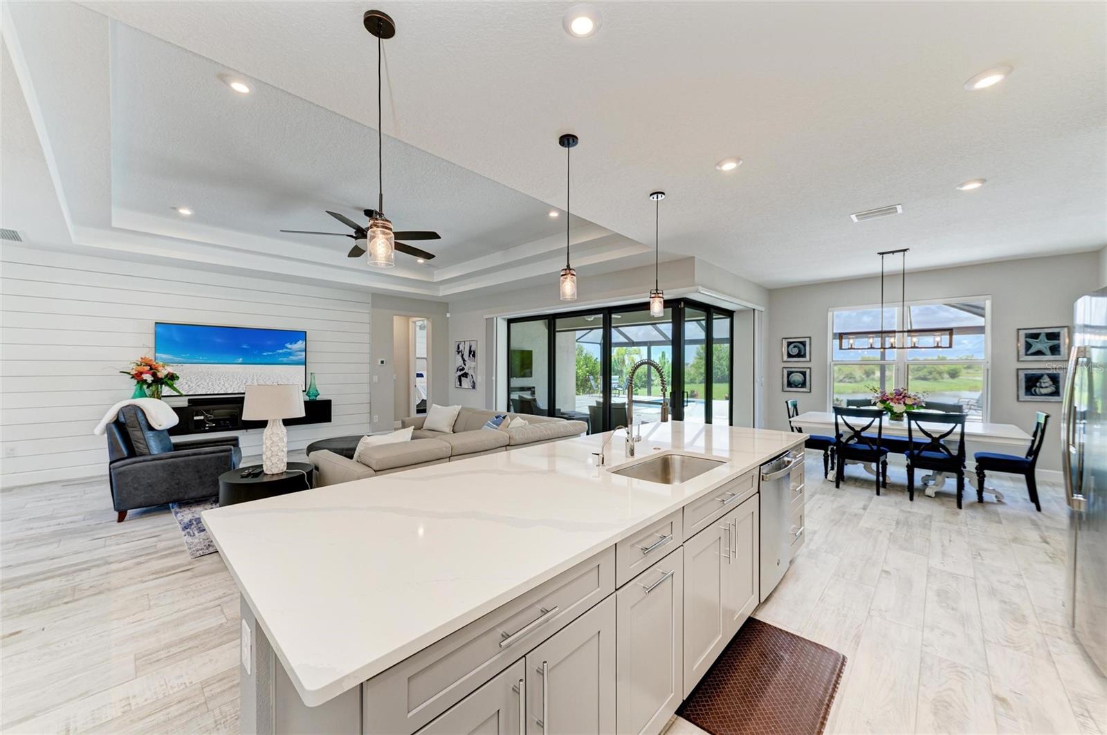 8264 SUMMER NIGHT RD, SARASOTA, FL, 34241