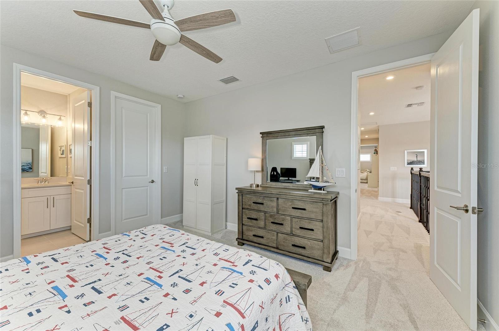 8264 SUMMER NIGHT RD, SARASOTA, FL, 34241