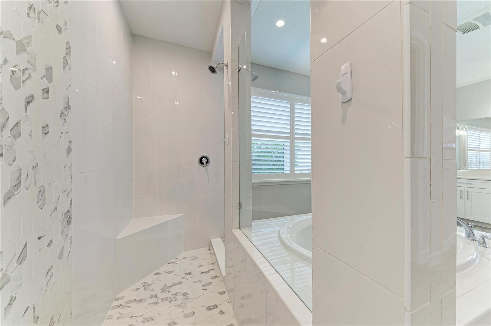 8264 SUMMER NIGHT RD, SARASOTA, FL, 34241