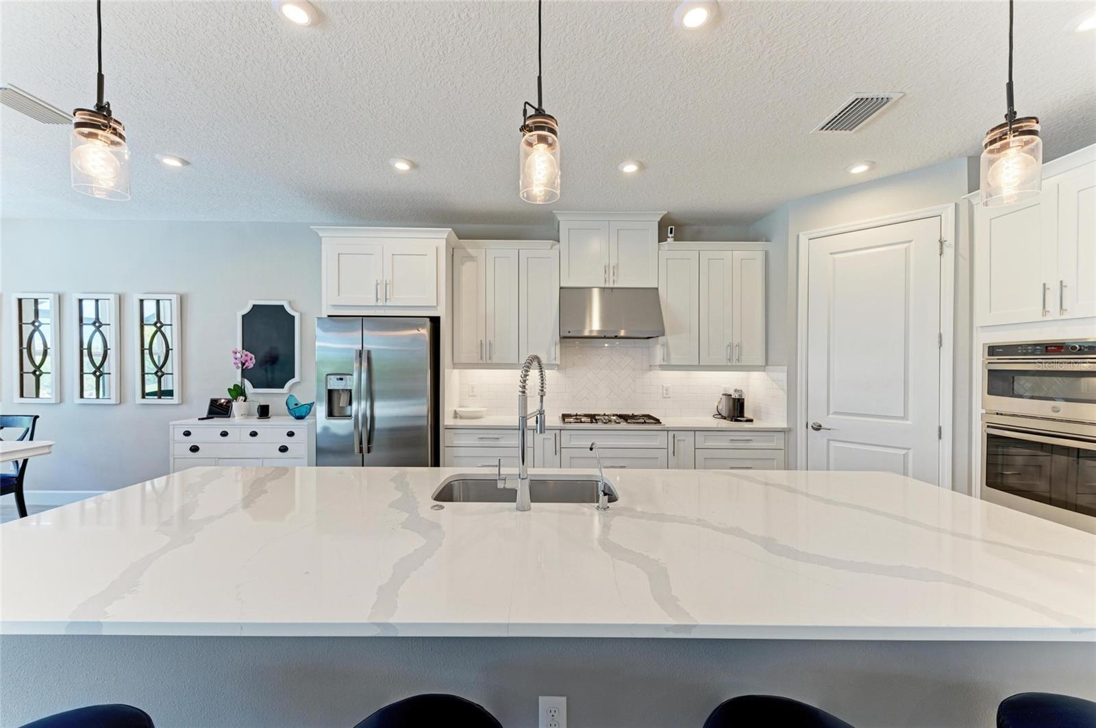 8264 SUMMER NIGHT RD, SARASOTA, FL, 34241