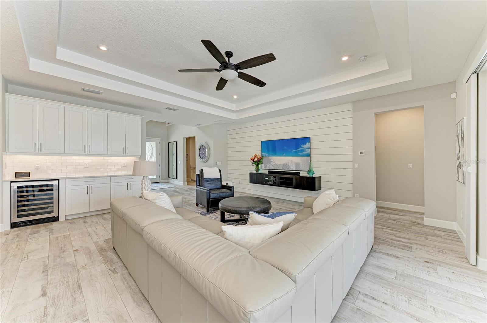 8264 SUMMER NIGHT RD, SARASOTA, FL, 34241