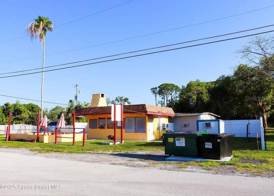 4410 38TH AVE, VERO BEACH, FL, 32967