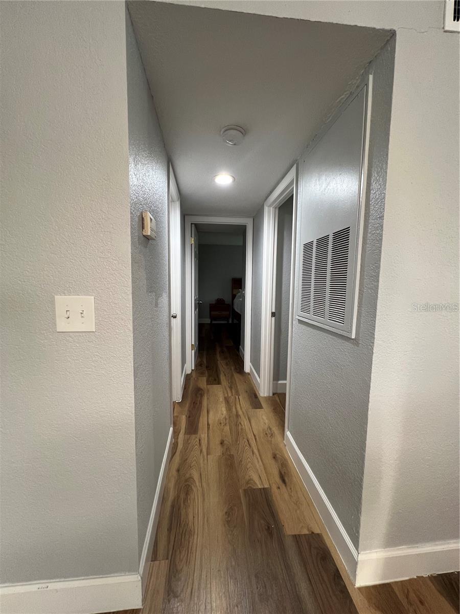 5168 CONROY RD #28, ORLANDO, FL, 32811