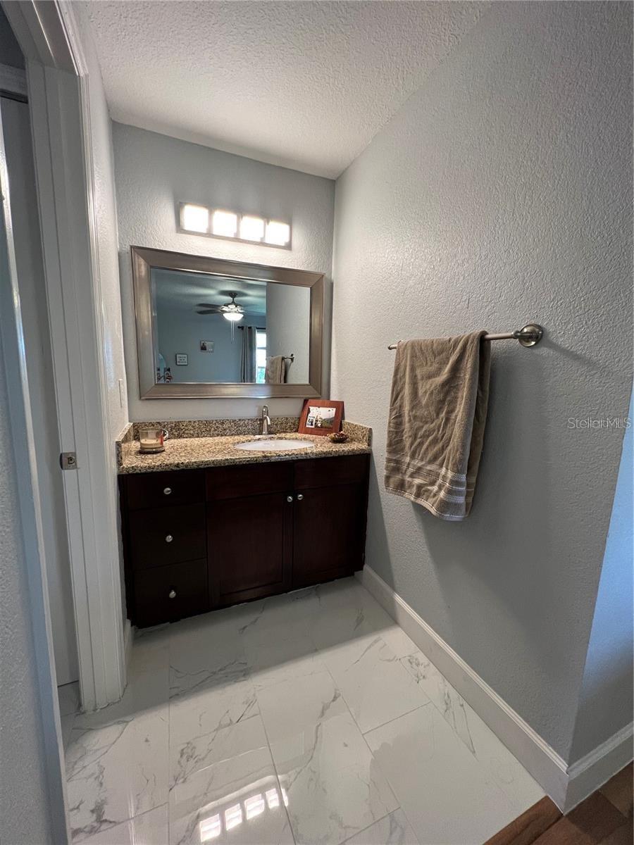 5168 CONROY RD #28, ORLANDO, FL, 32811