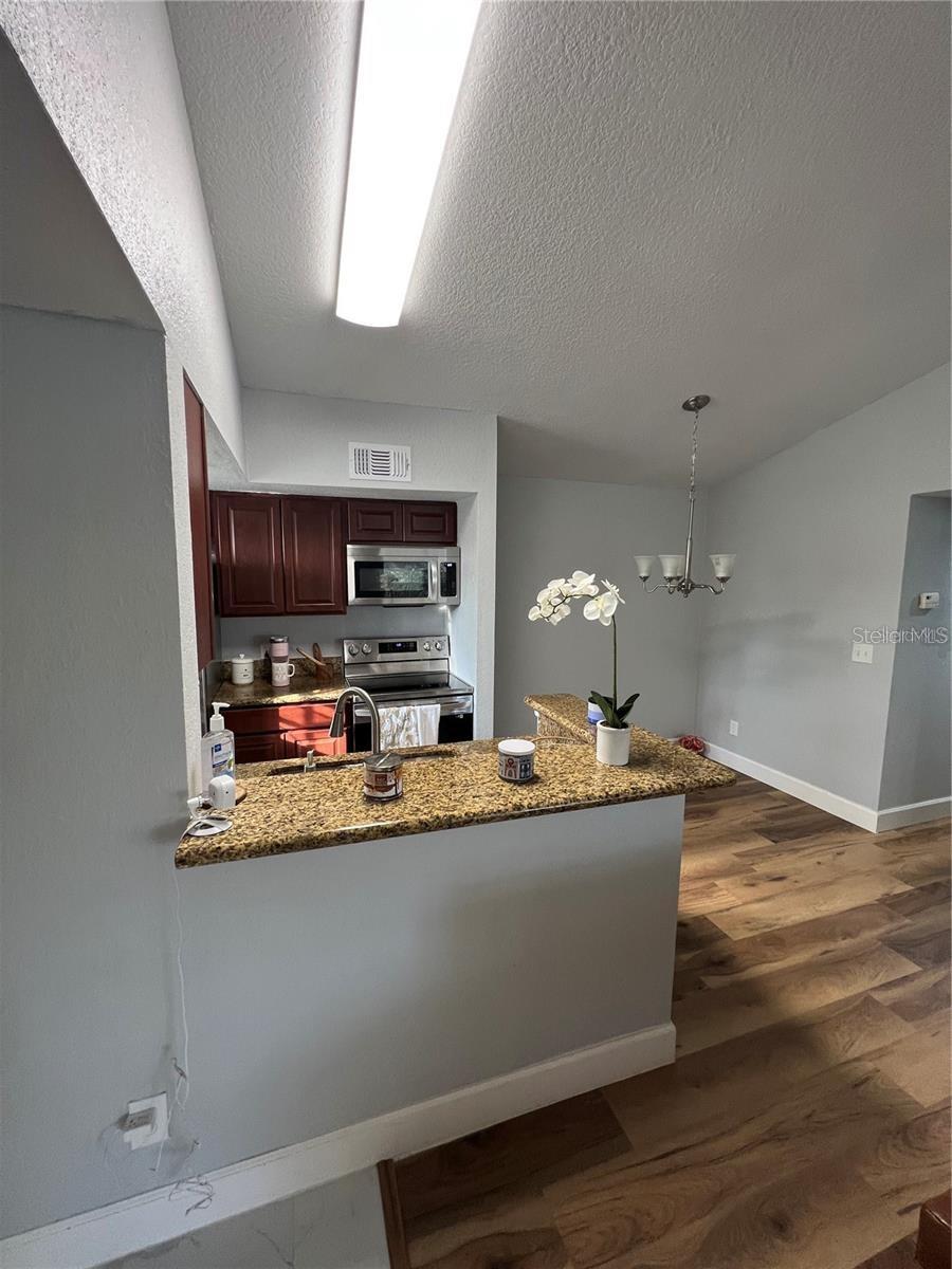 5168 CONROY RD #28, ORLANDO, FL, 32811