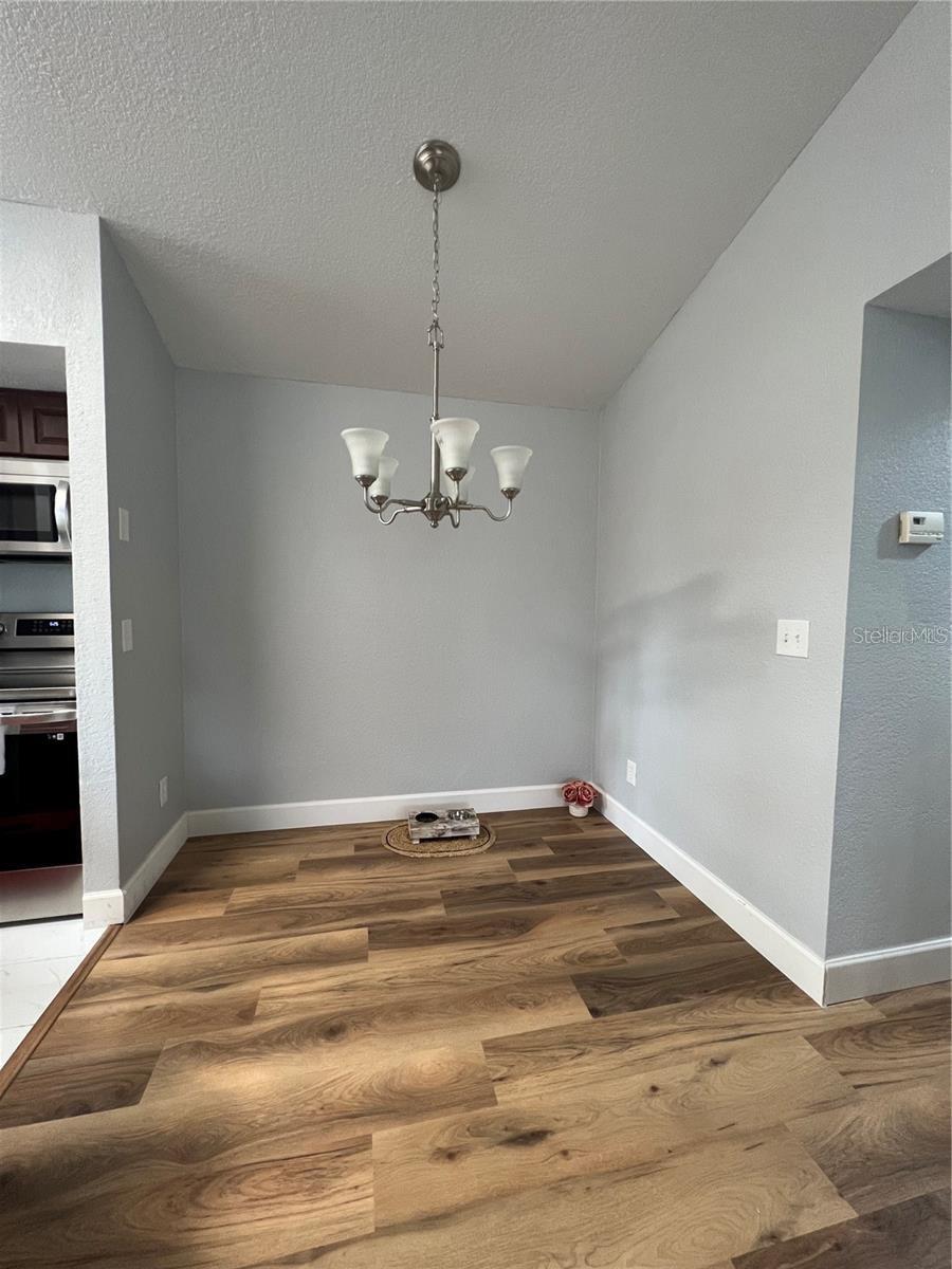 5168 CONROY RD #28, ORLANDO, FL, 32811