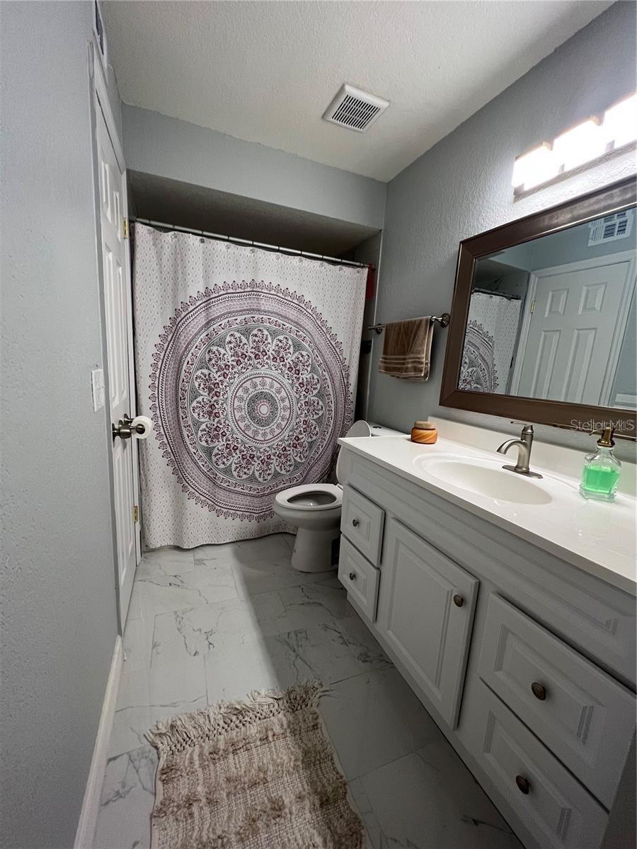 5168 CONROY RD #28, ORLANDO, FL, 32811