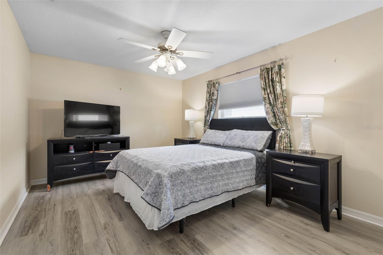 115 BAY LAKE DR, ORMOND BEACH, FL, 32174